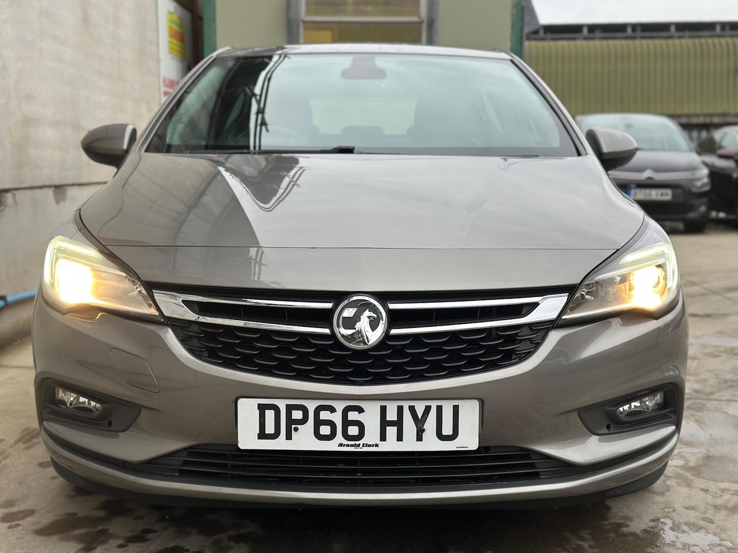 Used Vauxhall Astra 2017 for sale - 77637390: Photo 3
