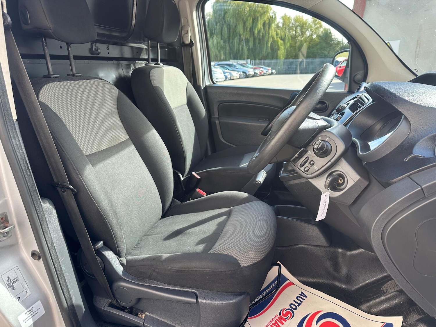 Used Renault Kangoo 2019 for sale - 76988245: Photo 17