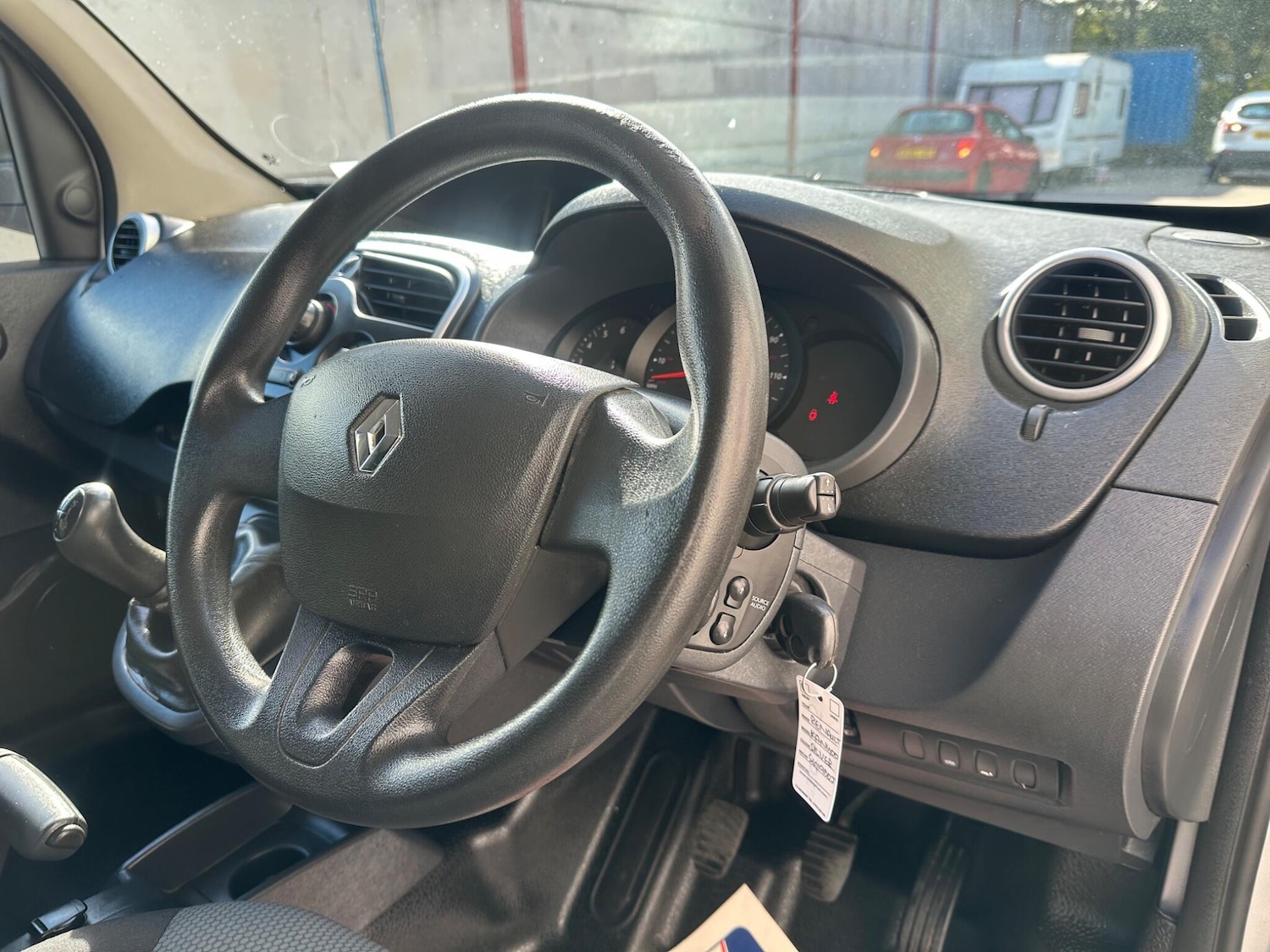 Used Renault Kangoo 2019 for sale - 76988245: Photo 18