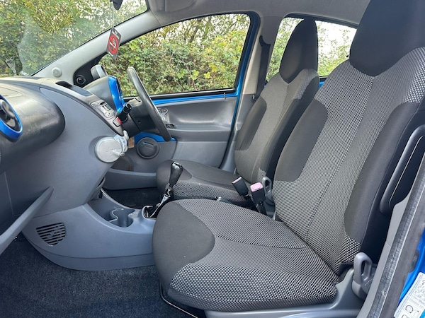 Used Toyota AYGO 2009 for sale - 74908762: Photo 18
