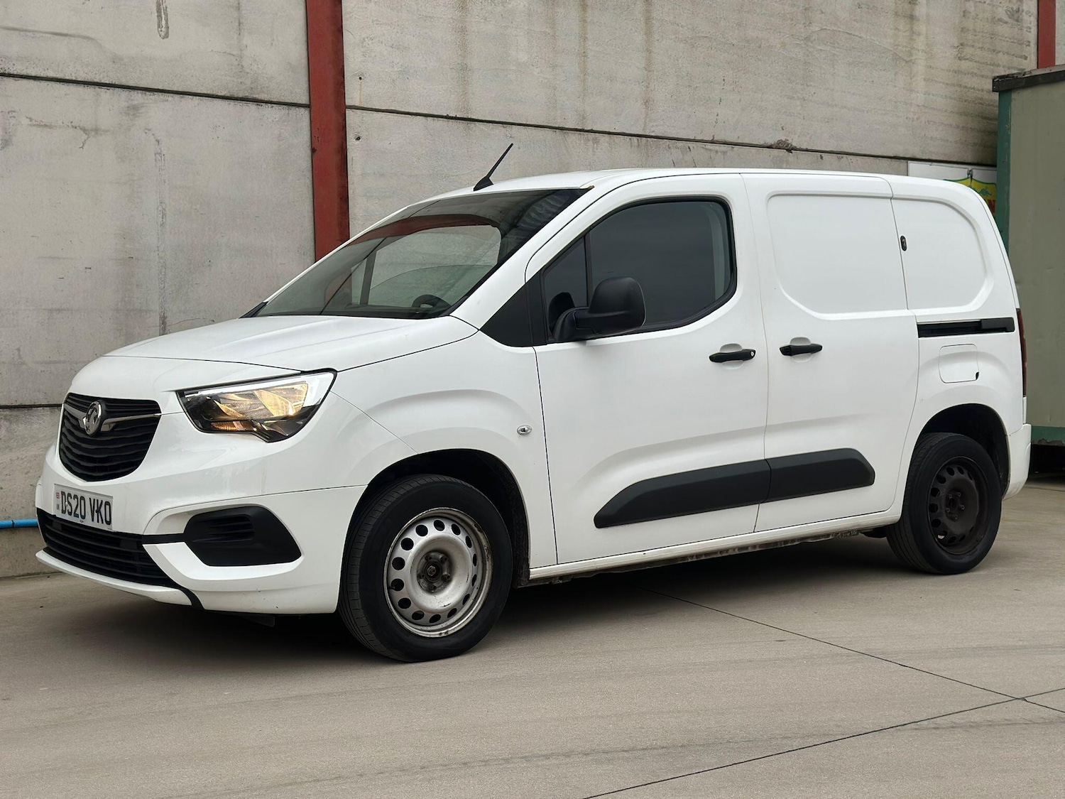 Used Vauxhall Combo 2020 for sale - 77040176: Photo 5