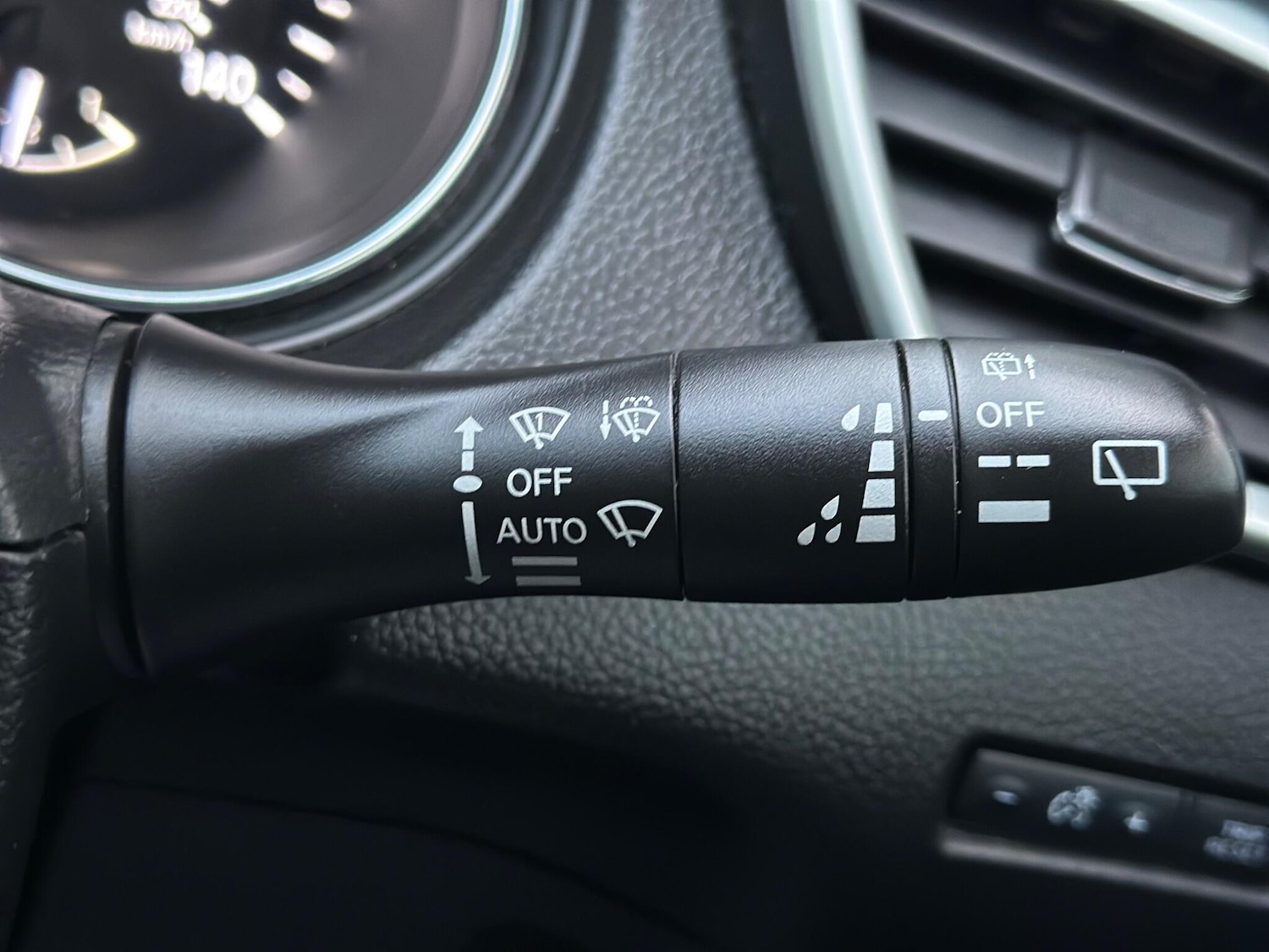 Used Nissan Qashqai for sale - 77793342: Photo 15