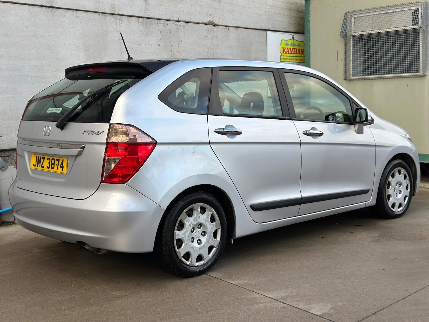 Used Honda FR-V 2009 for sale - 76899632: Photo 10