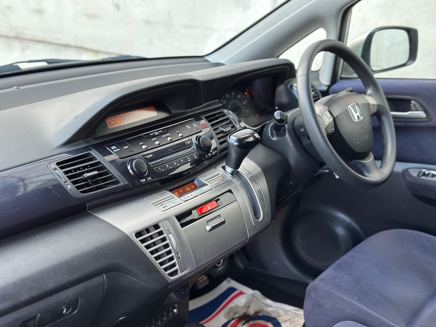 Used Honda FR-V 2009 for sale - 76899632: Photo 12