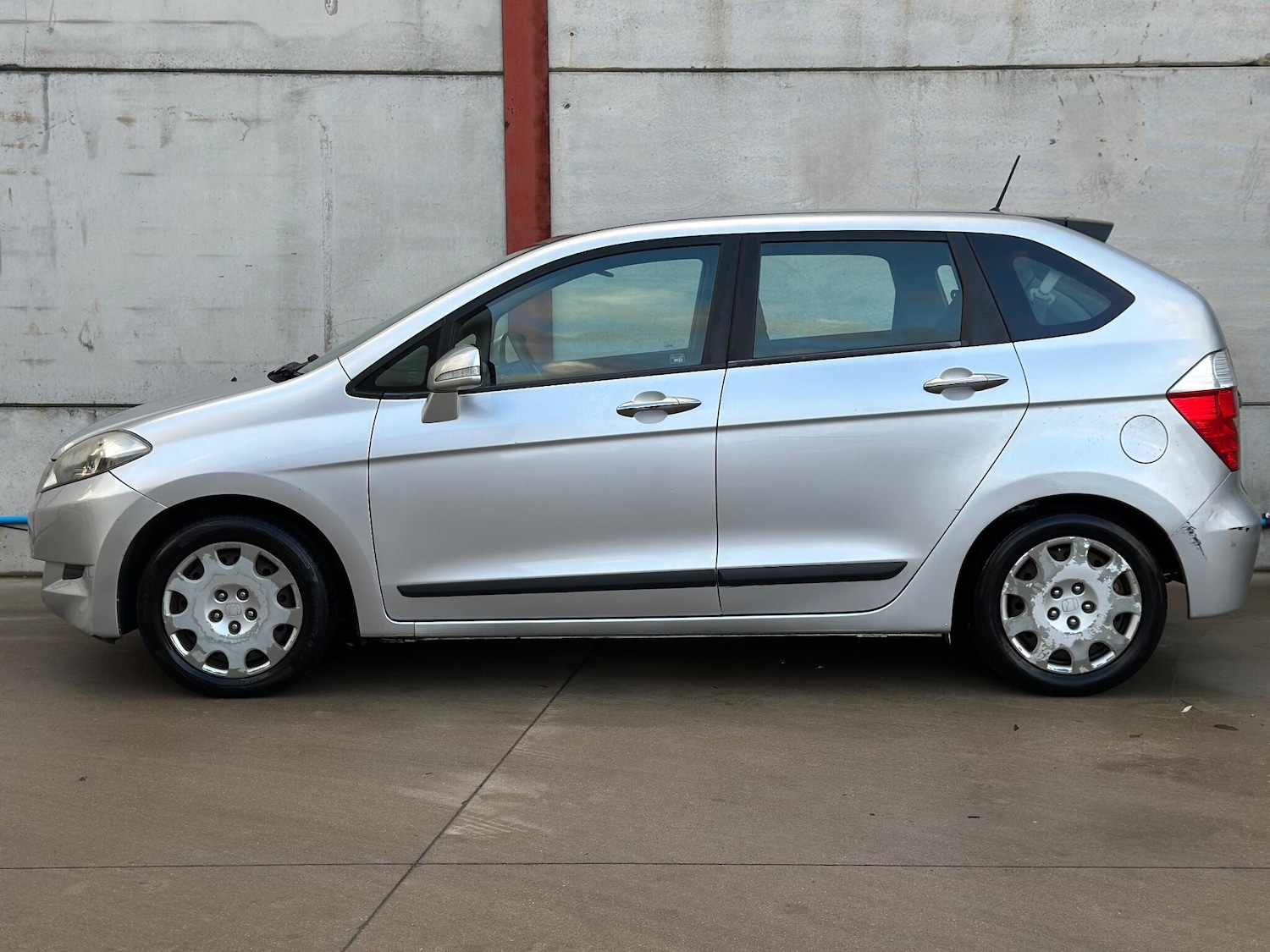 Used Honda FR-V 2009 for sale - 76899632: Photo 7