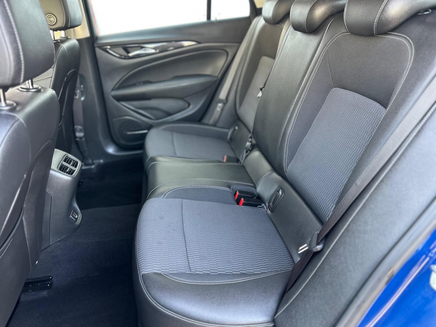 Used Vauxhall Insignia 2019 for sale - 78170850: Photo 13