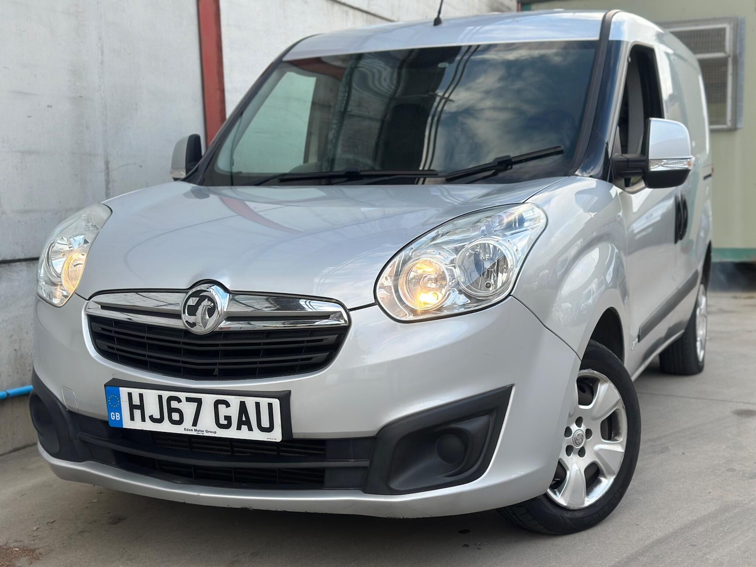 Used Vauxhall Combo 2017 for sale - 78101116: Photo 5