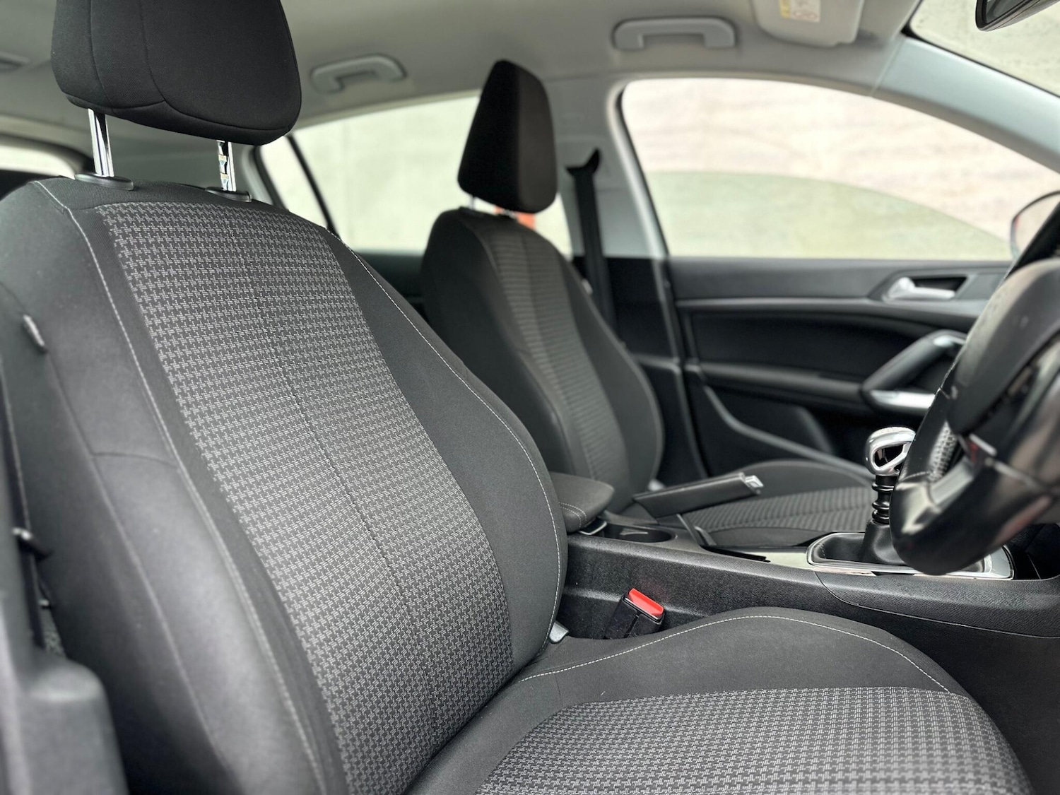 Used Peugeot 308 2018 for sale - 77646989: Photo 14