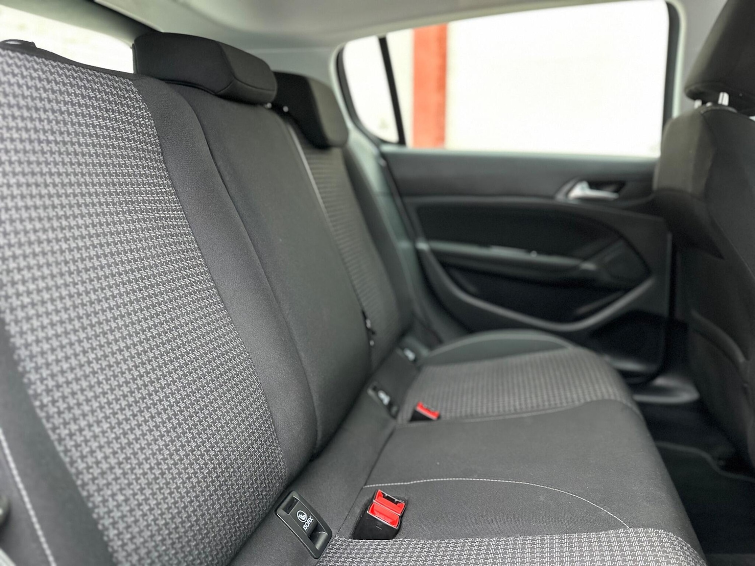 Used Peugeot 308 2018 for sale - 77646989: Photo 16