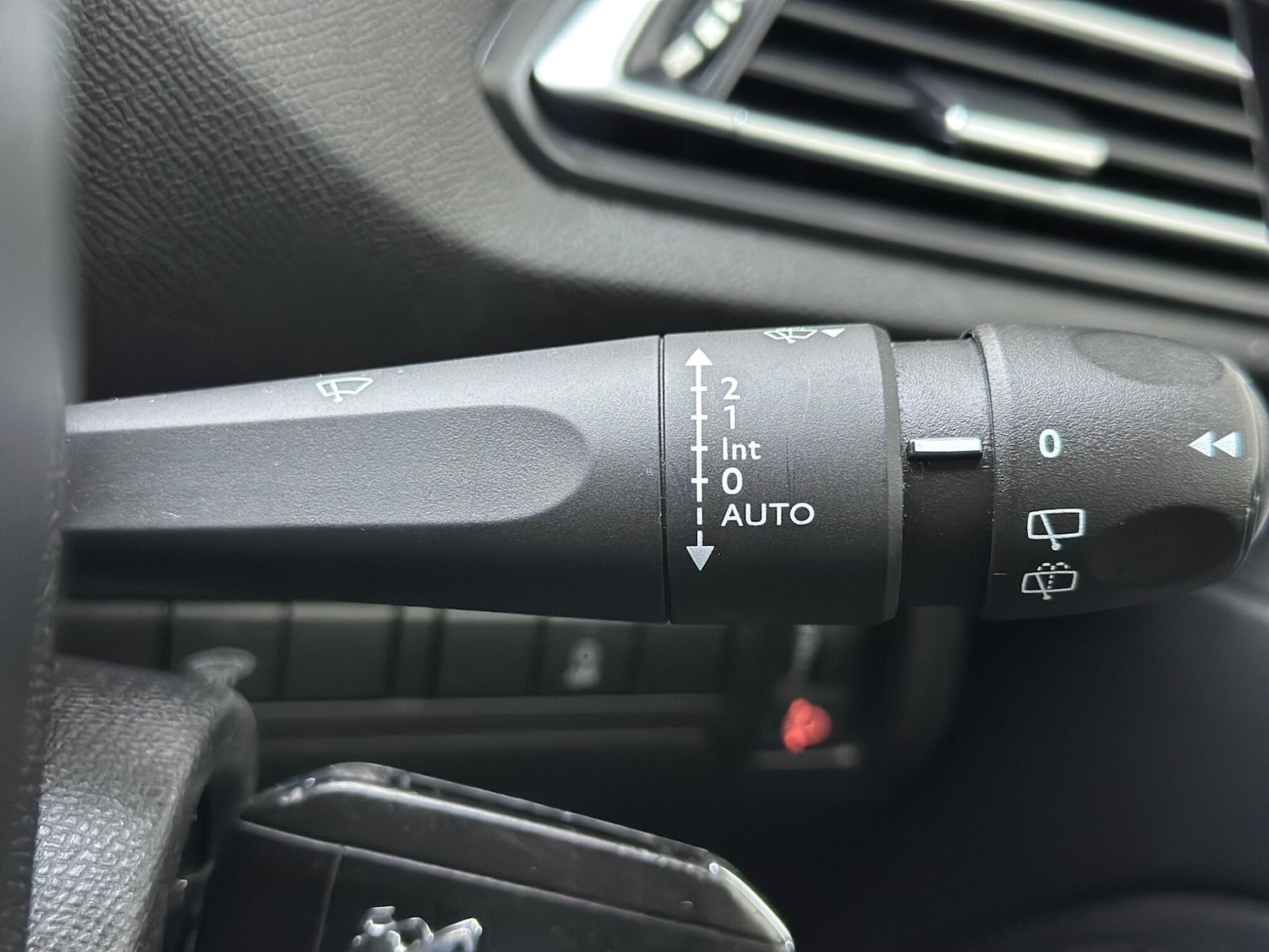 Used Peugeot 308 2018 for sale - 77646989: Photo 17