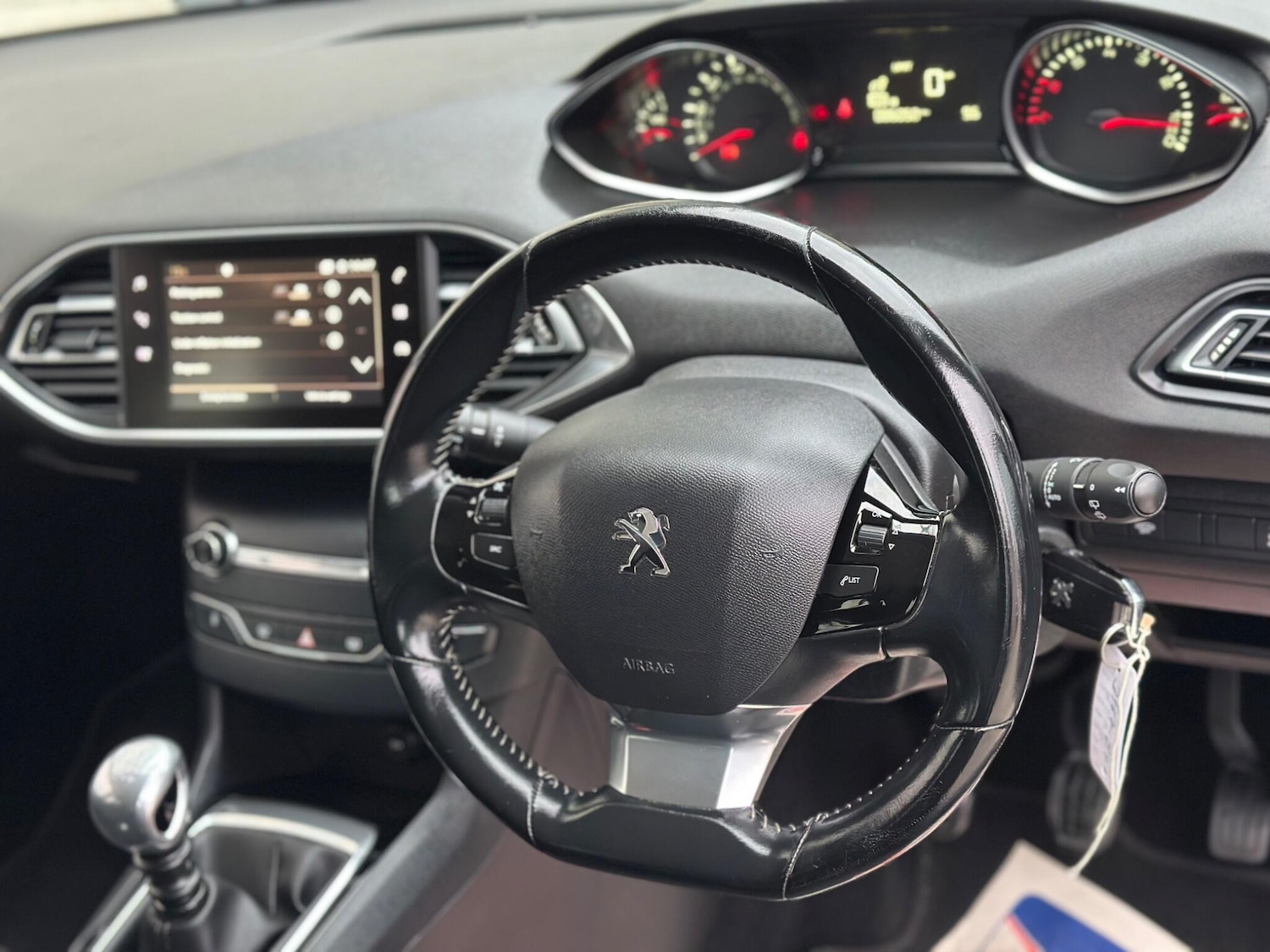 Used Peugeot 308 2018 for sale - 77646989: Photo 25