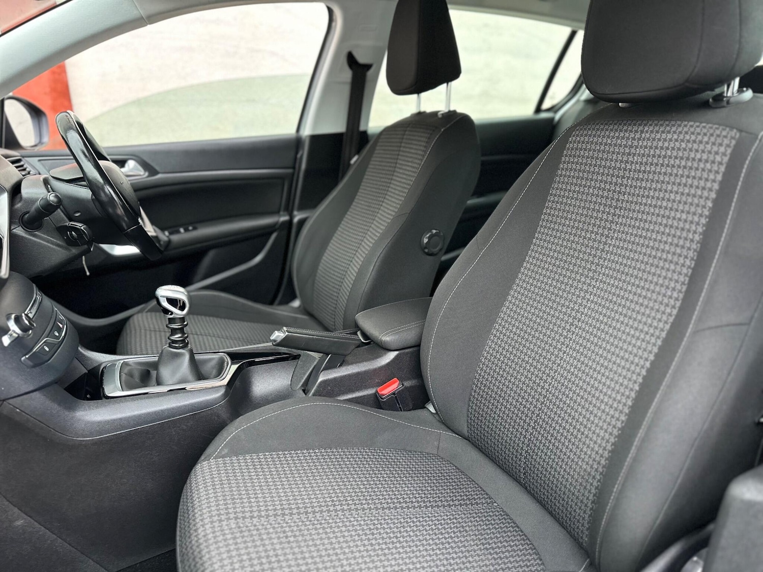 Used Peugeot 308 2018 for sale - 77646989: Photo 26