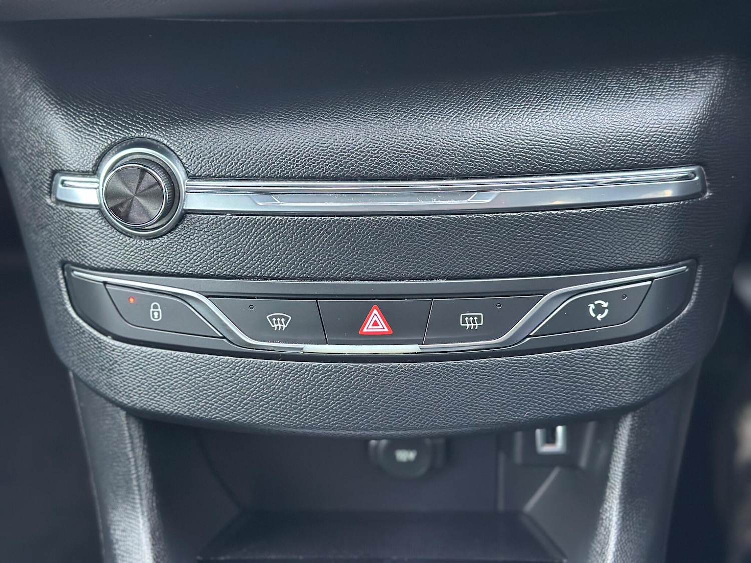 Used Peugeot 308 2018 for sale - 77646989: Photo 27