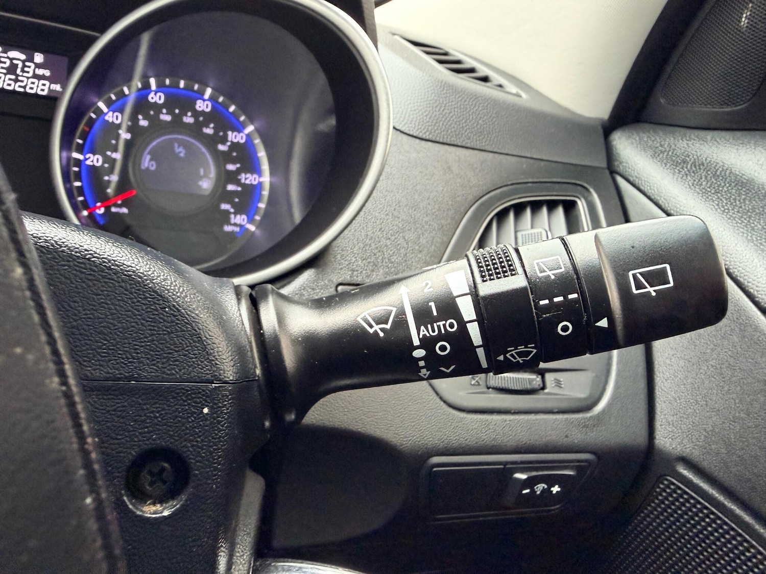 Used Hyundai Ix35 2014 for sale - 76728188: Photo 30