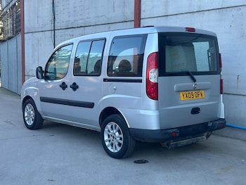 Used Fiat Doblo 2009 for sale - 77120621: Photo