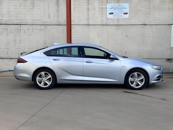 Used Vauxhall Insignia 2018 for sale - 78602026: Photo
