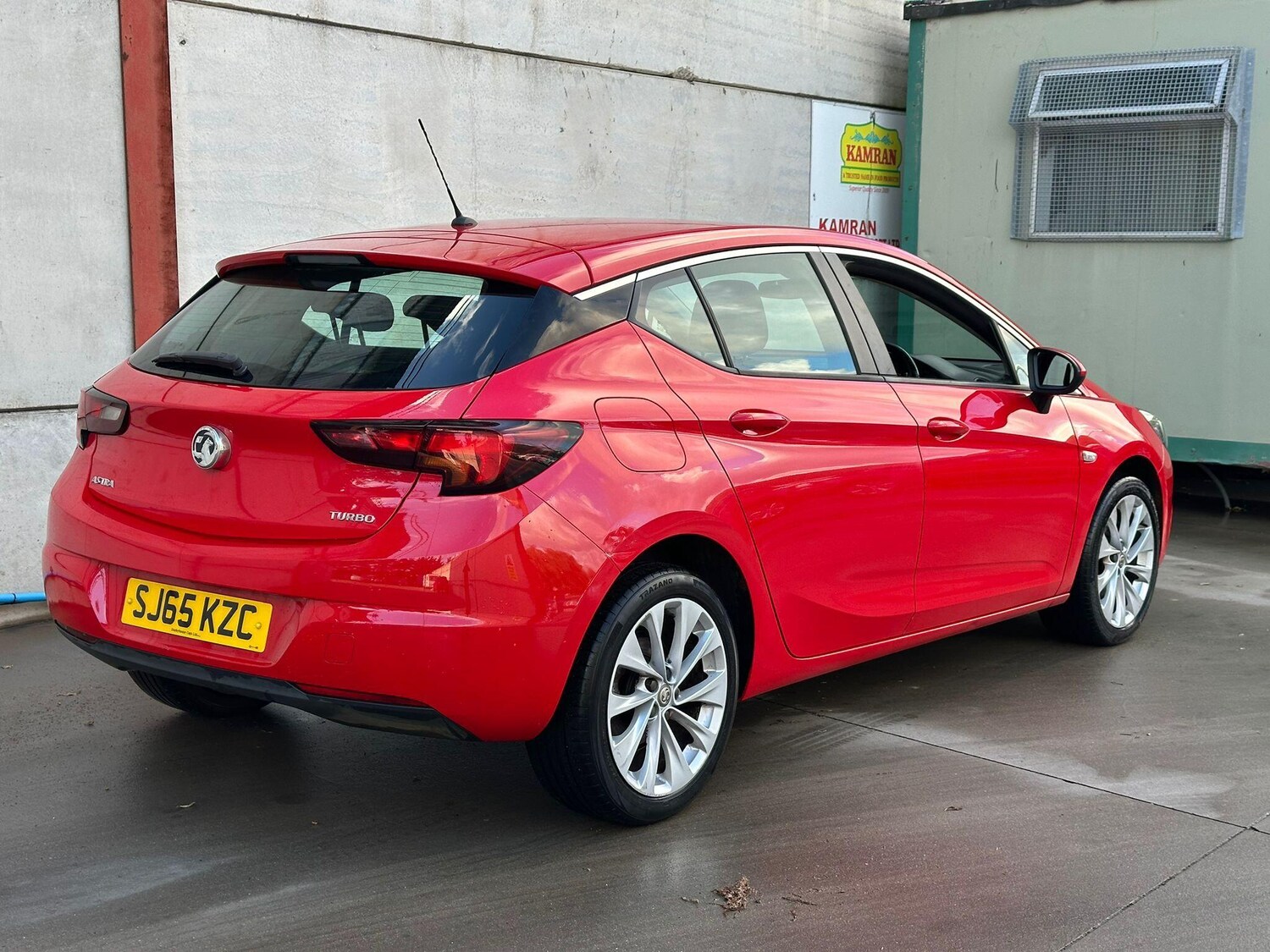Used Vauxhall Astra for sale - 76994802: Photo 12