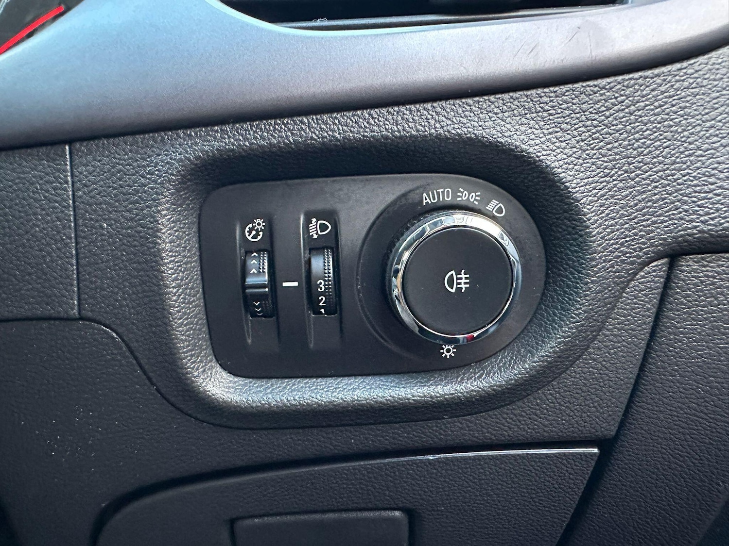 Used Vauxhall Astra for sale - 76994802: Photo 23