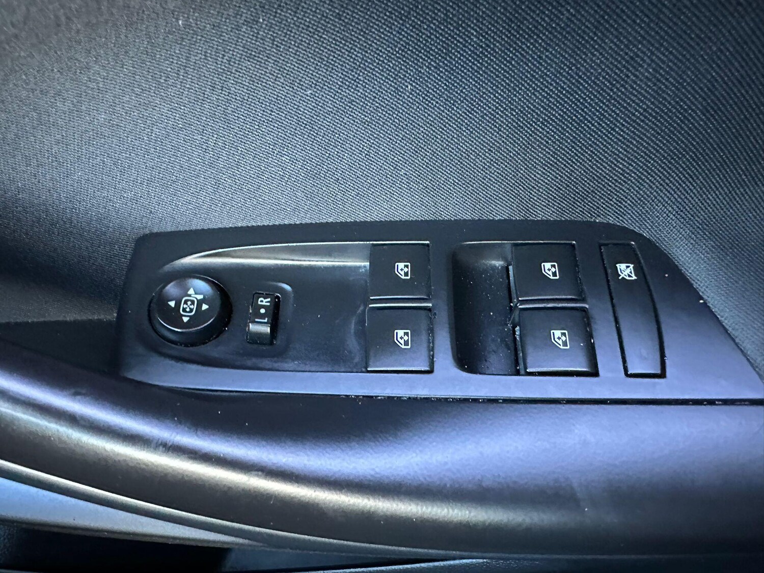 Used Vauxhall Astra for sale - 76994802: Photo 24