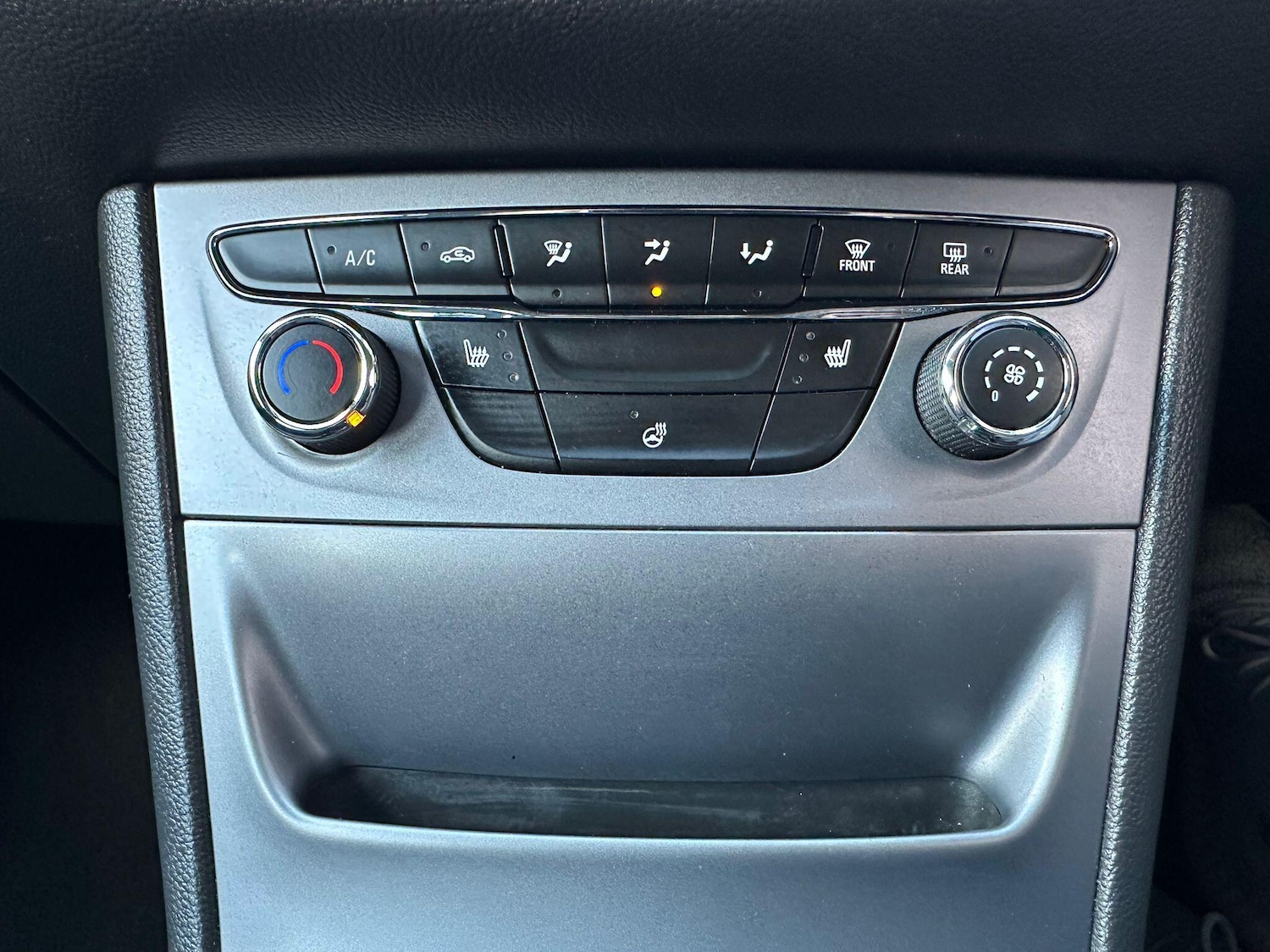 Used Vauxhall Astra for sale - 76994802: Photo 25