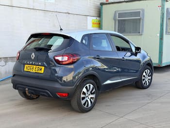 Used Renault Captur 2019 for sale - 79521146: Photo