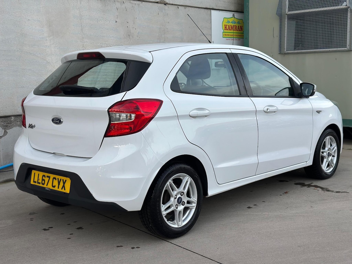 Used Ford Ka+ 2017 for sale - 76592687: Photo 10