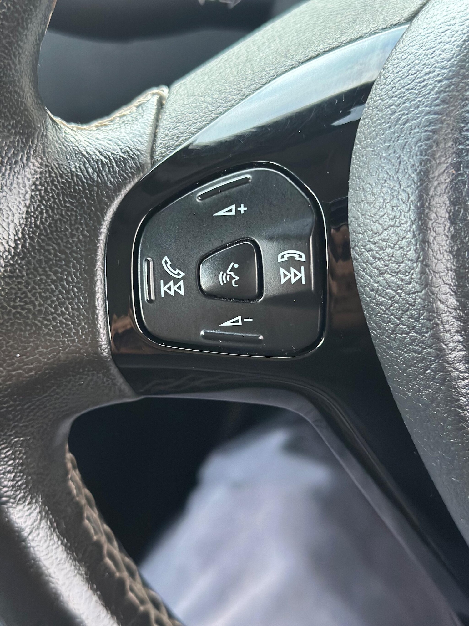 Used Ford Ka+ 2017 for sale - 76592687: Photo 18