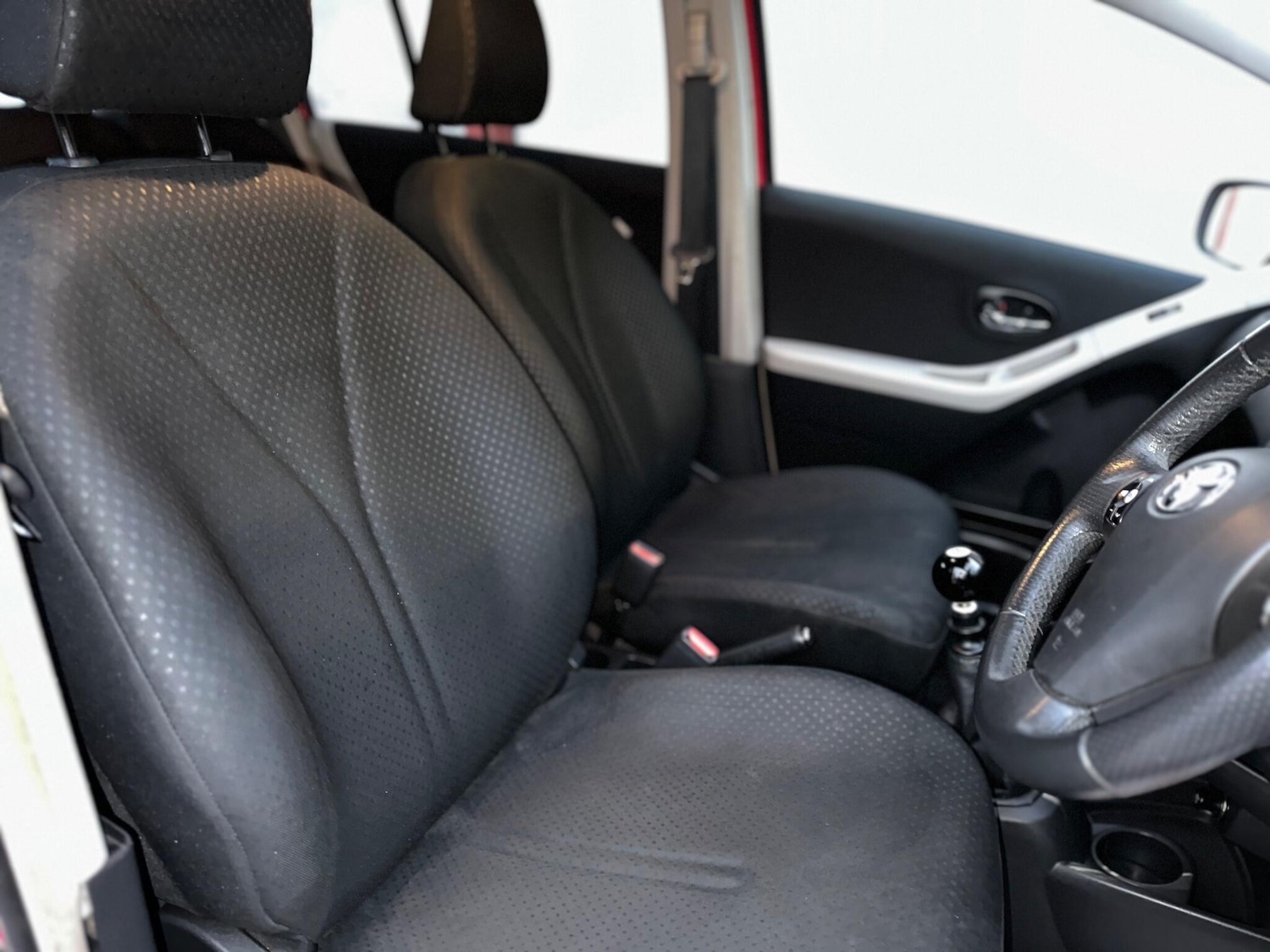 Used Toyota Yaris 2009 for sale - 76995310: Photo 10