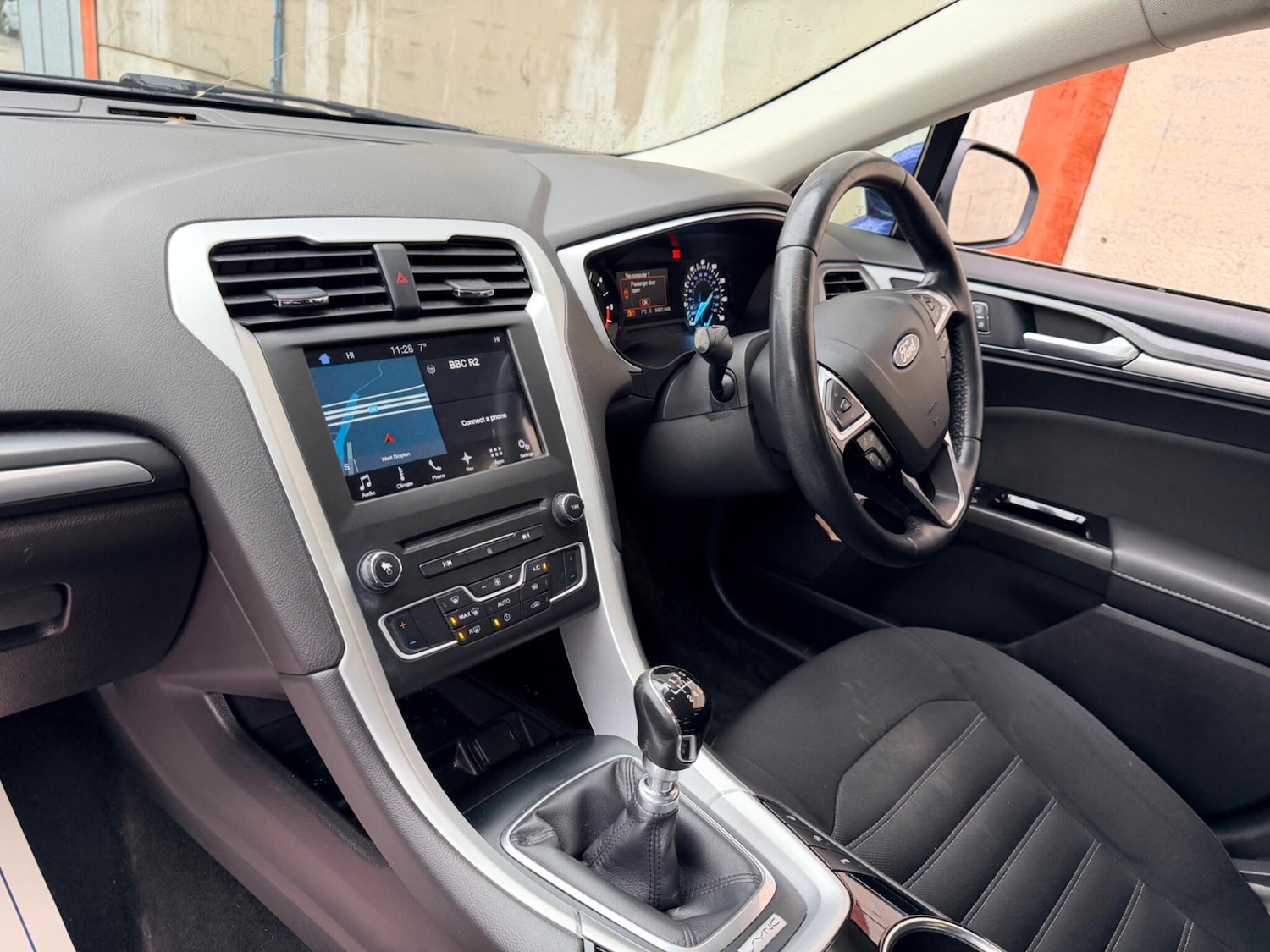 Used Ford Mondeo 2016 for sale - 77304979: Photo 13