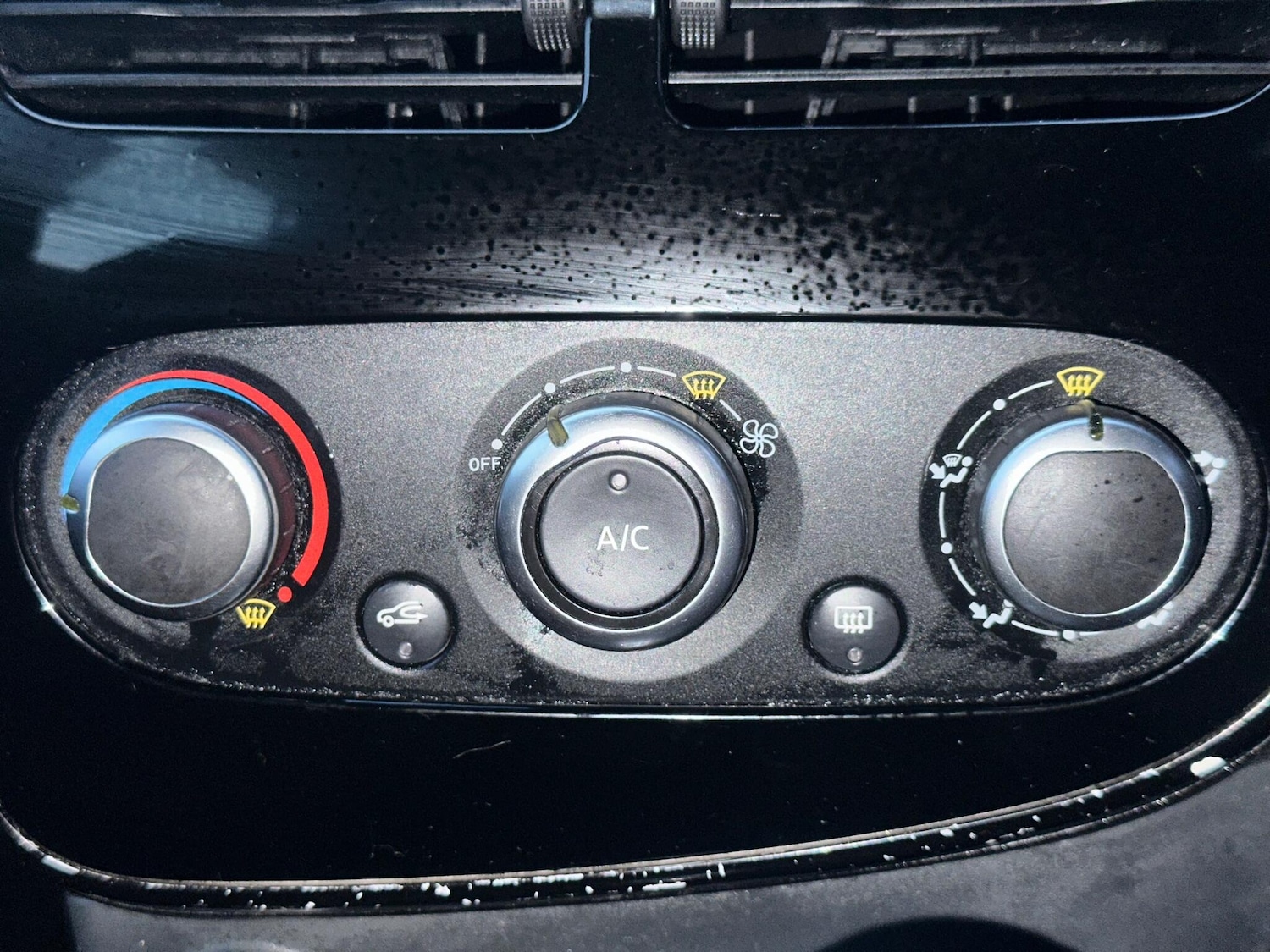 Used Renault Clio 2016 for sale - 76498948: Photo 10