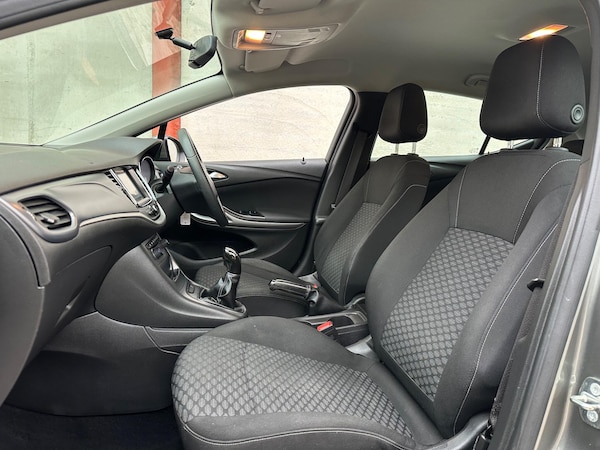 Used Vauxhall Astra 2017 for sale - 76306575: Photo 16
