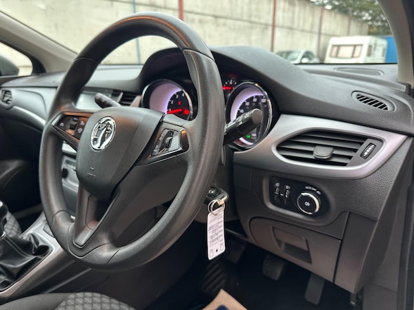 Used Vauxhall Astra 2017 for sale - 76306575: Photo 21