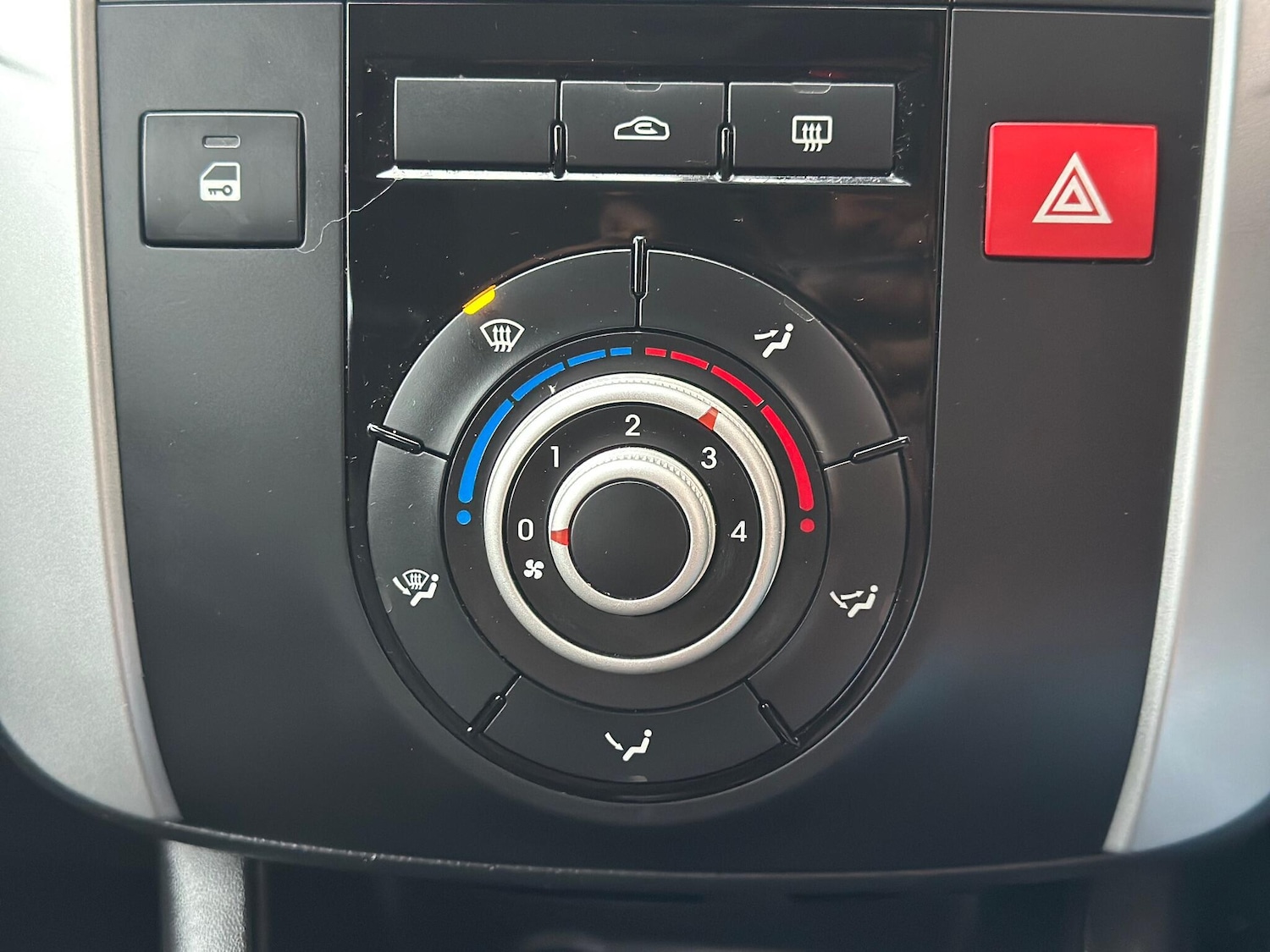 Used Kia Venga 2012 for sale - 76752518: Photo 17