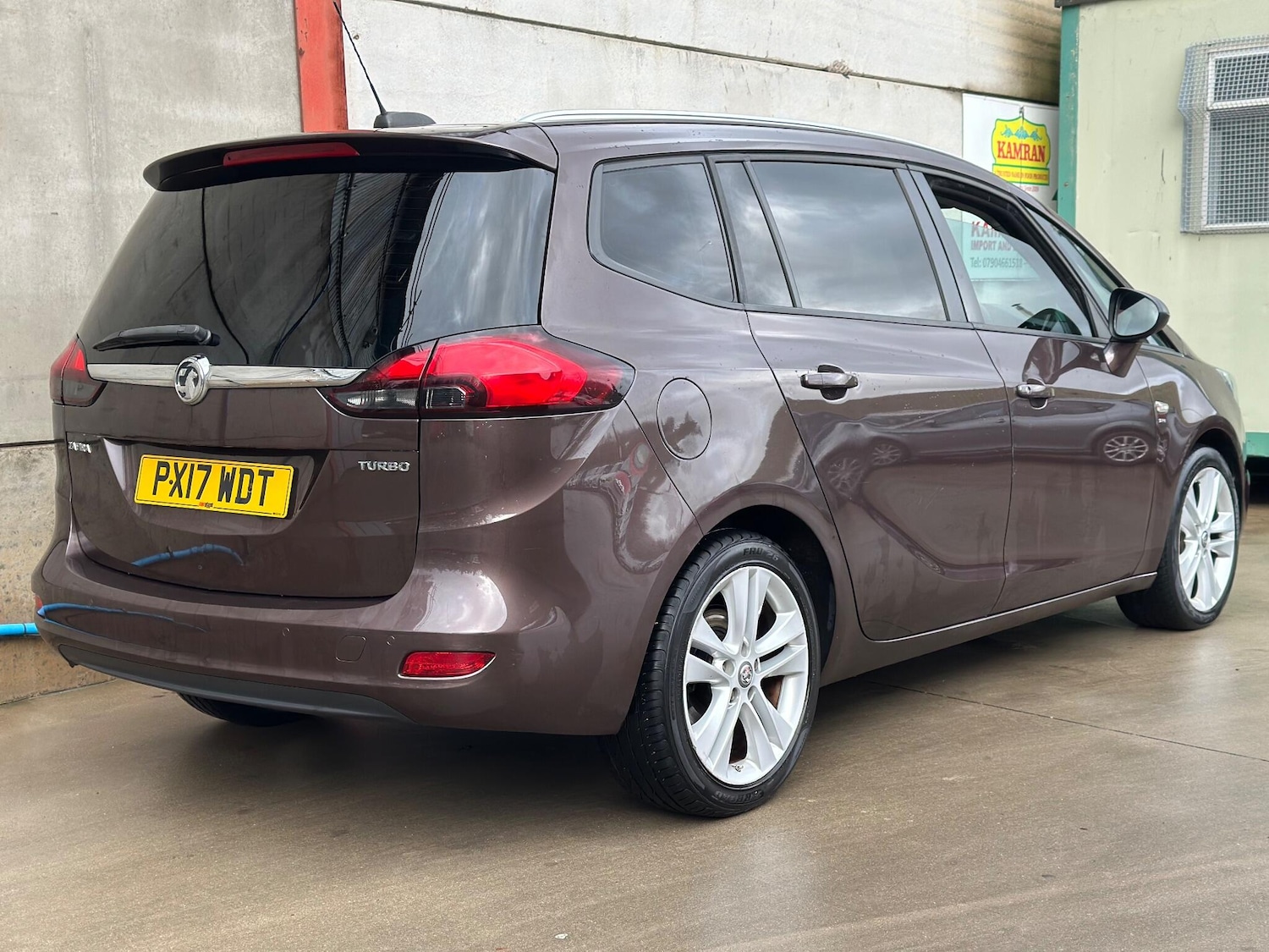 Used Vauxhall Zafira 2017 for sale - 76550336: Photo 10