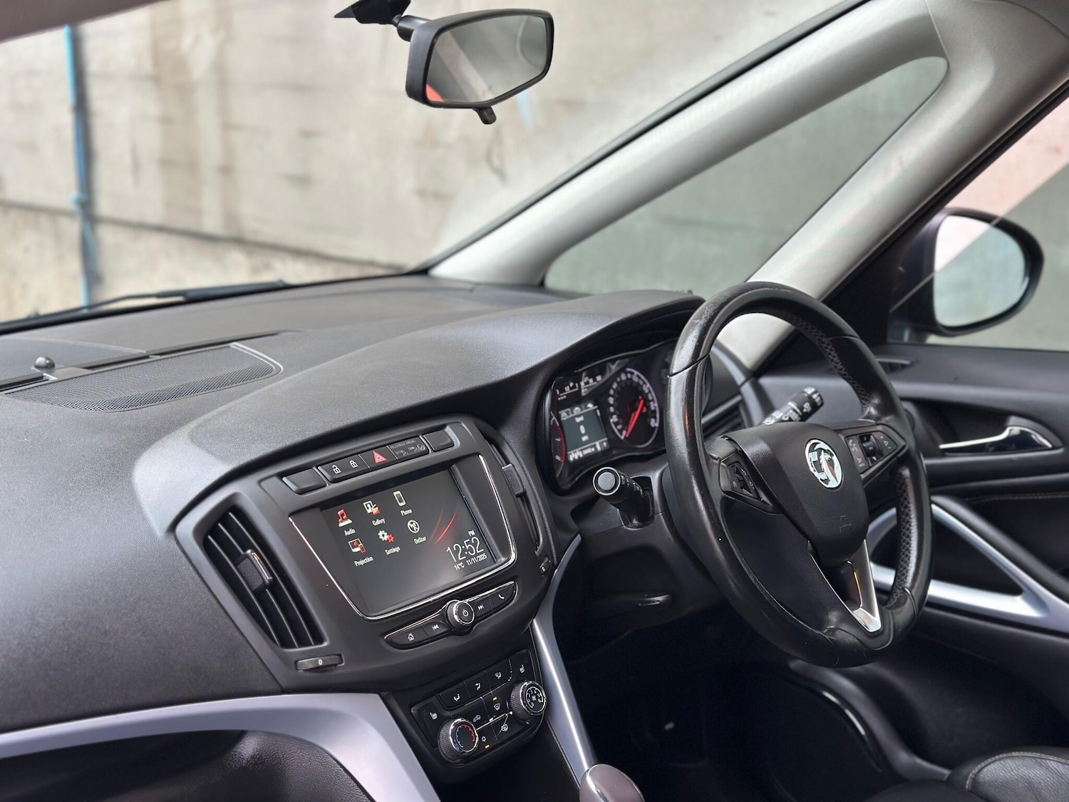 Used Vauxhall Zafira 2017 for sale - 76550336: Photo 12