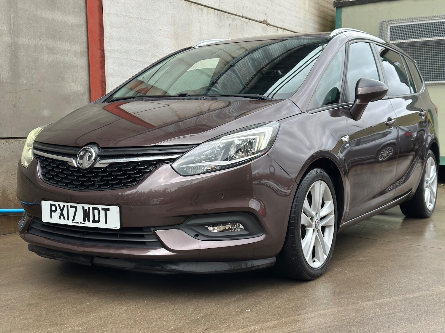 Used Vauxhall Zafira 2017 for sale - 76550336: Photo 6