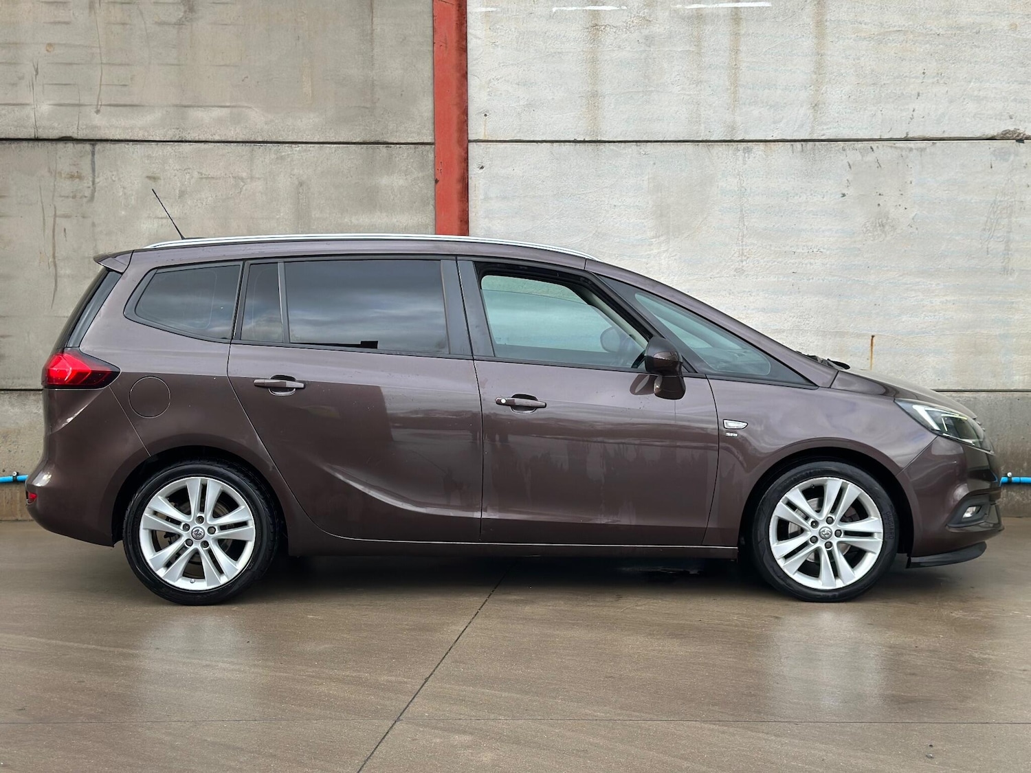 Used Vauxhall Zafira 2017 for sale - 76550336: Photo 9