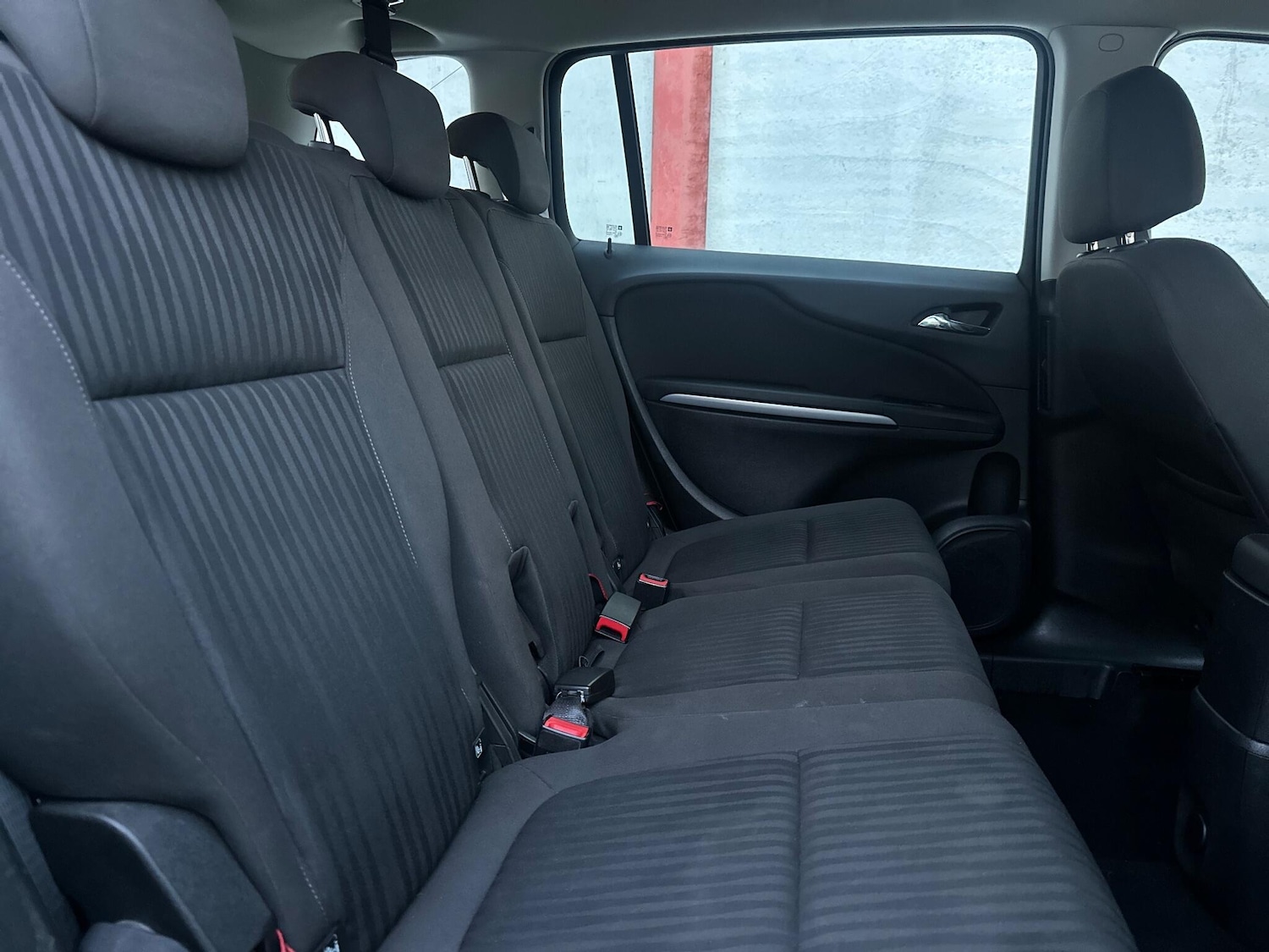 Used Vauxhall Zafira 2017 for sale - 76398319: Photo 15