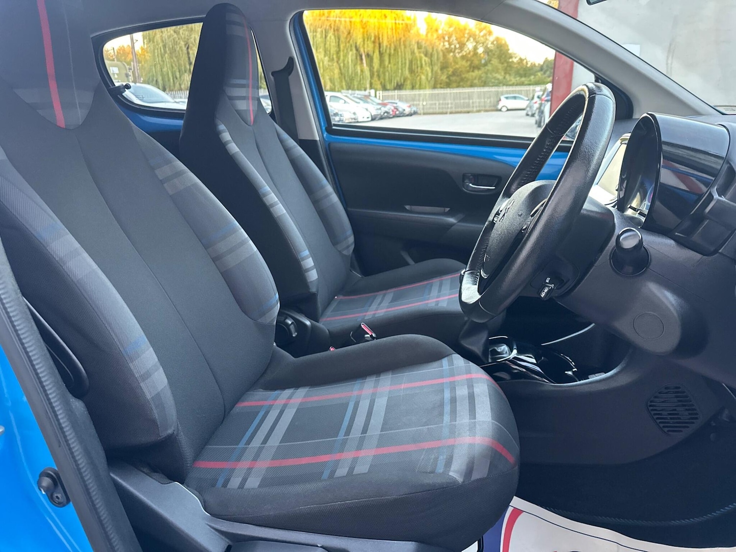 Used Peugeot 108 2015 for sale - 76072244: Photo 22