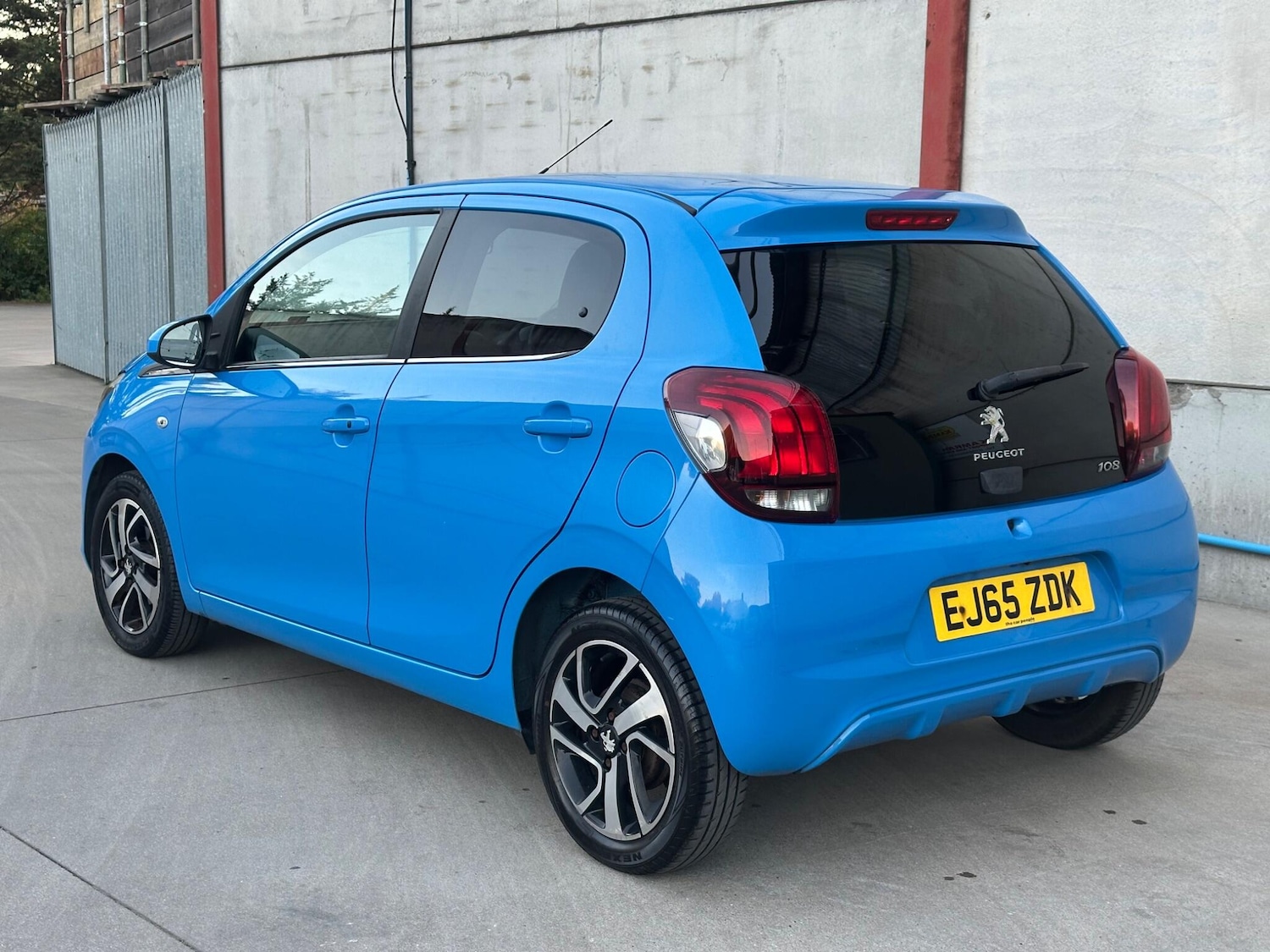 Used Peugeot 108 2015 for sale - 76072244: Photo 8