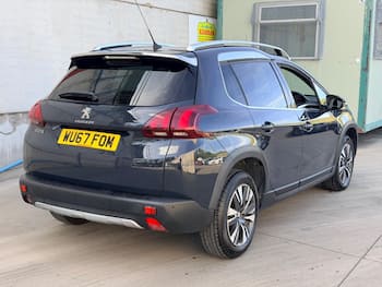 Used Peugeot 2008 2017 for sale - 79520688: Photo