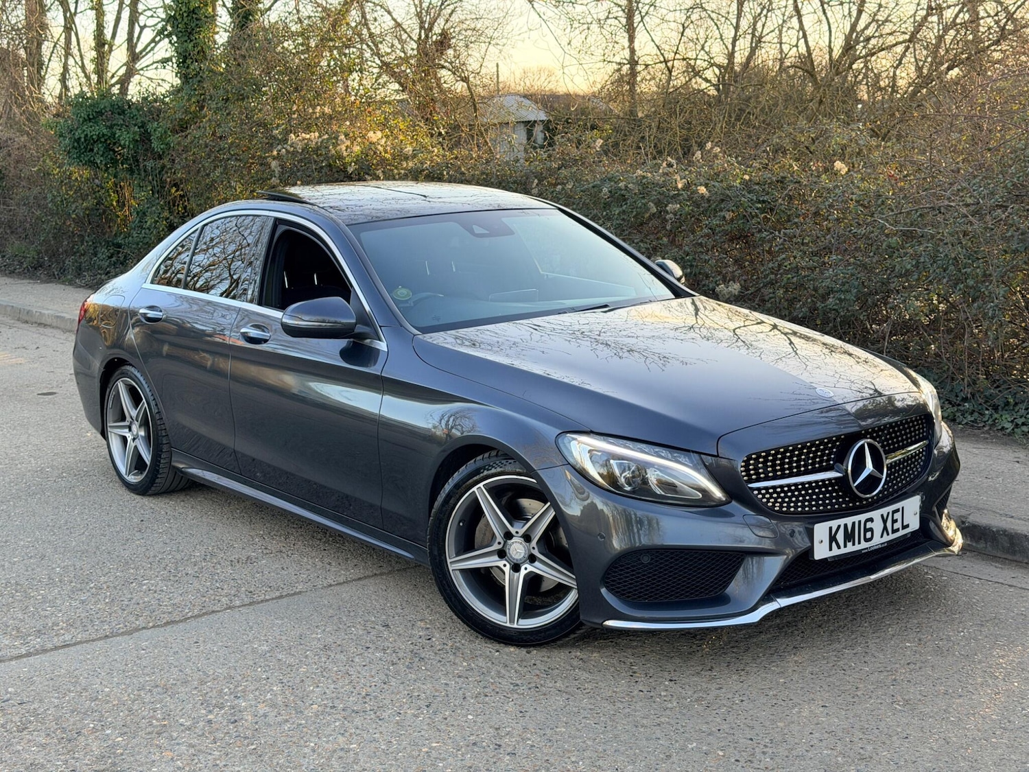 Used Mercedes-Benz C Class 2016 for sale - 77892362: Photo 2