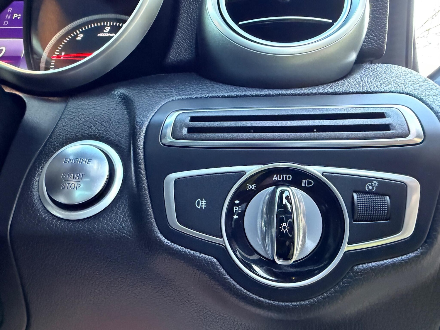 Used Mercedes-Benz C Class 2016 for sale - 77892362: Photo 33