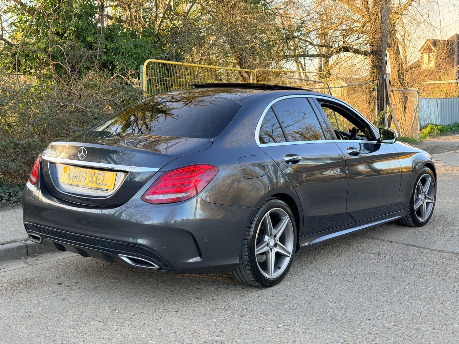 Used Mercedes-Benz C Class 2016 for sale - 77892362: Photo 5
