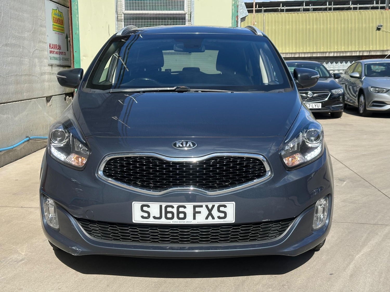 Used Kia Carens 2016 for sale - 76073123: Photo 12