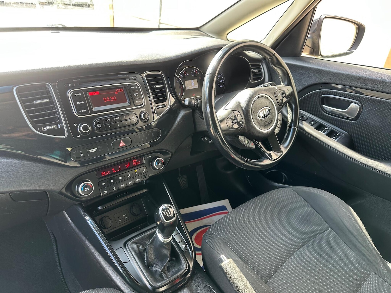 Used Kia Carens 2016 for sale - 76073123: Photo 13