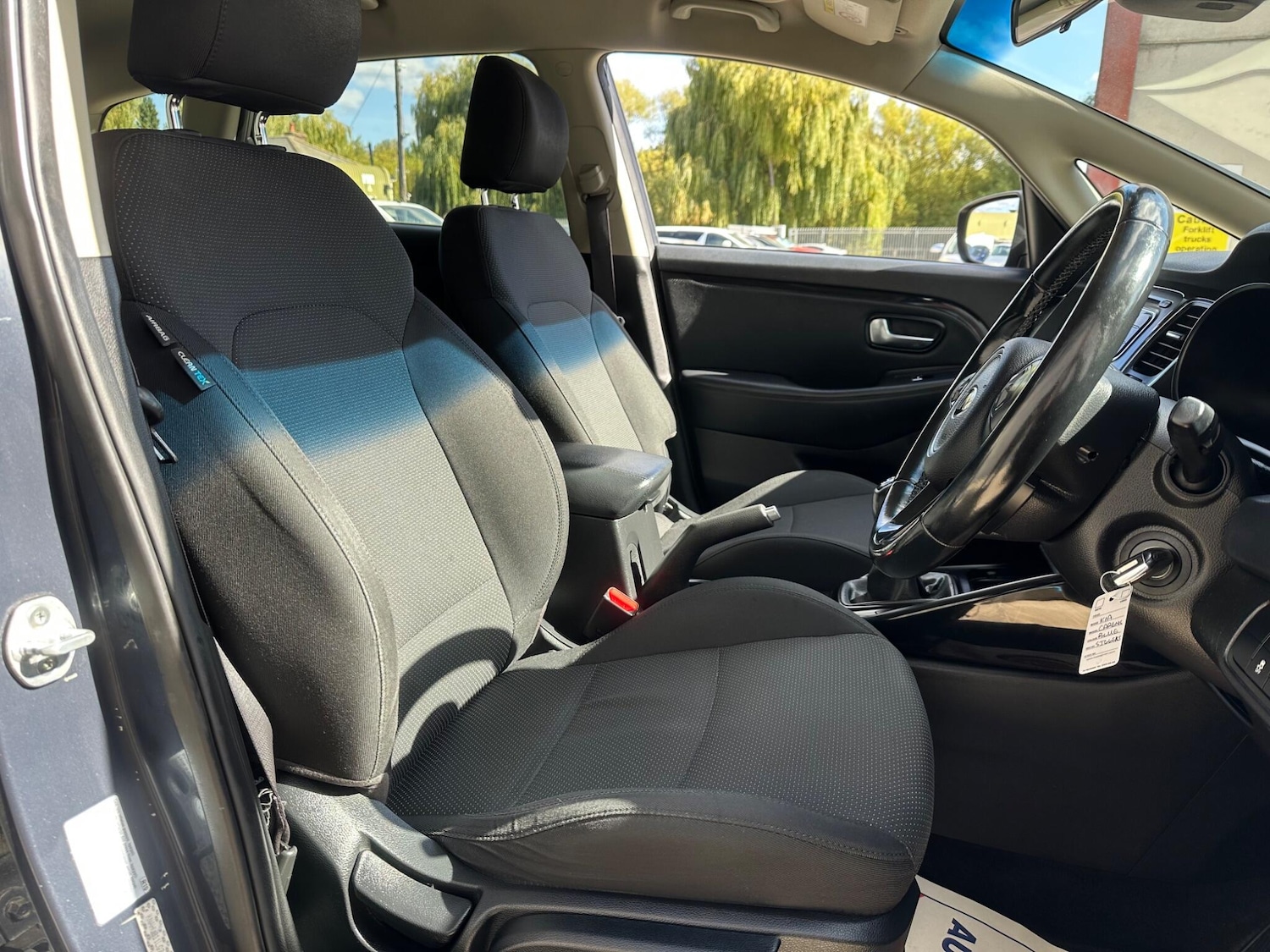 Used Kia Carens 2016 for sale - 76073123: Photo 22