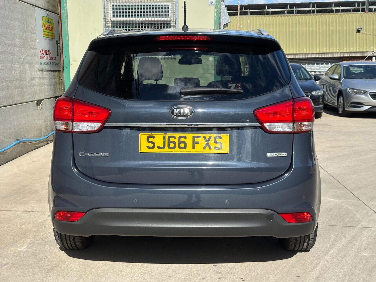Used Kia Carens 2016 for sale - 76073123: Photo 6