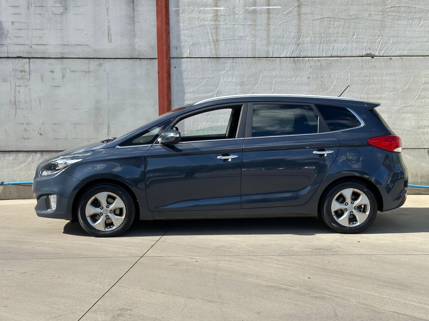 Used Kia Carens 2016 for sale - 76073123: Photo 9
