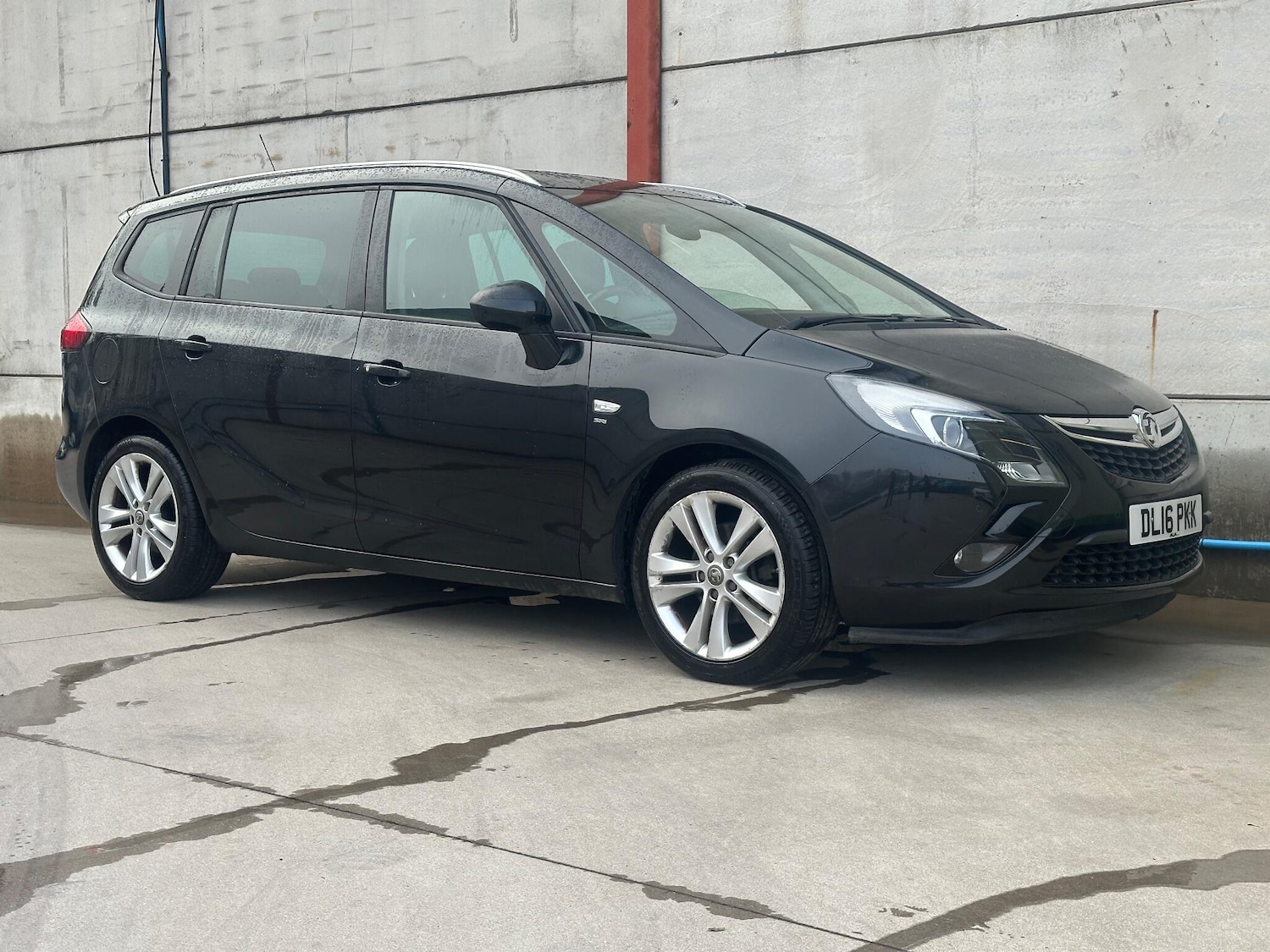 Used Vauxhall Zafira 2016 for sale - 77081510: Photo 2